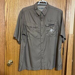 Men's Spider Wire XL Short Sleeve Fishing button up shirt Lightly worn Taupe XL